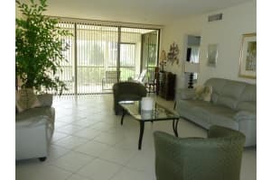 10 SE Turtle Creek Drive B, Tequesta, FL 33469 Sold 09/05/23