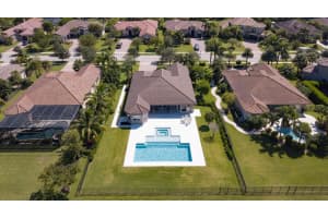 7655 Maywood Crest Drive, Palm Beach Gardens, FL 33412 Sold 03/26/24