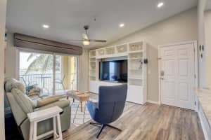 180 Yacht Club Way 212, Hypoluxo, FL 33462 Sold 11/01/23