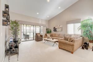 7681 Lexington Club Boulevard D, Delray Beach, FL 33446 Sold 05/06/24