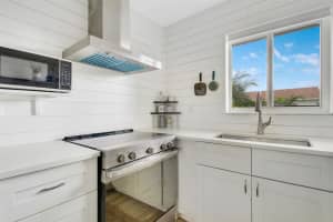 11 Garden Street 103t, Tequesta, FL 33469 Sold 10/23/23