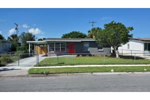1357 9th St, West Palm Beach, FL 33401, Sold 10/23/23