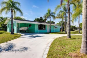 210 Beach Avenue, Fort Pierce, FL 34952 Sold 02/23/24