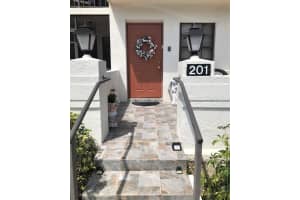 9705 Sills Drive E 201, Boynton Beach, FL 33437 Sold 11/17/23