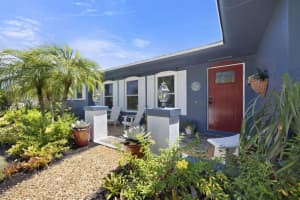 11 SE Splitrail Circle, Jupiter, FL 33469 Sold 10/04/23