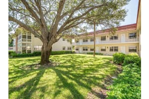 46 Woodland Drive 204, Vero Beach, FL 32962 Sold 02/05/24