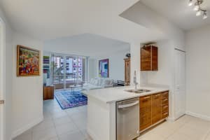 480 Hibiscus Street 207, West Palm Beach, FL 33401 Sold 10/18/23