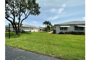 1140 Circle Terrace W C, Delray Beach, FL 33445 Sold 10/04/23