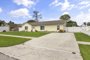 125 Cortes Avenue, Royal Palm Beach, FL 33411 Sold 10/10/23