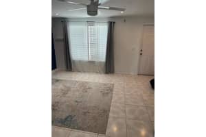 215 Old English Drive, Jupiter, FL 33458 Sold 10/27/23