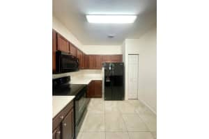 290 NW 109th Avenue 105, Miami, FL 33172 Sold 10/11/23