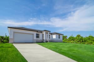 15101 Brainbridge Circle, Port Charlotte, FL 33981 - MLS#R10917386