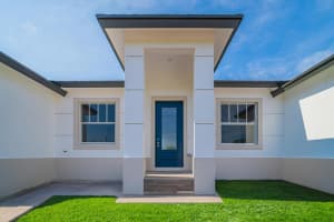 15101 Brainbridge Circle, Port Charlotte, FL 33981 - MLS#R10917386