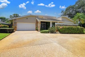 624 W Lakewoode Circle, Delray Beach, FL 33445 Sold 02/23/24