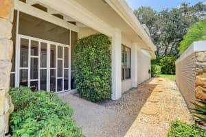 624 W Lakewoode Circle, Delray Beach, FL 33445 Sold 02/23/24