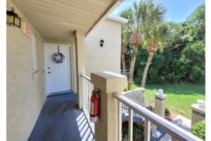 1679 SE Green Acres Circle 202, Port St Lucie, FL 34952 Sold 10/16/23