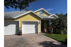 461 NE Canoe Park Circle, Port St Lucie, FL 34983 Sold 10/26/23