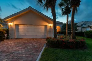 8814 SE Retreat Drive, Hobe Sound, FL 33455 Sold 10/24/23