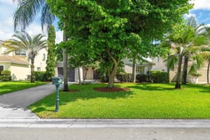 6787 Farragut Lane, Boynton Beach, FL 33437 Sold 10/13/23