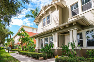 990 Milbrae Court 2, West Palm Beach, FL 33401 Sold 10/19/23