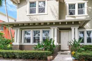 990 Milbrae Court 2, West Palm Beach, FL 33401 Sold 10/19/23