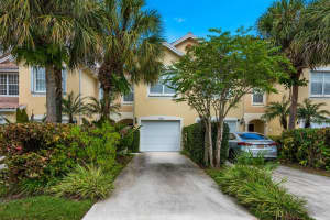 1163 Pinewood Lake Court, Greenacres, FL 33415 Sold 11/28/23