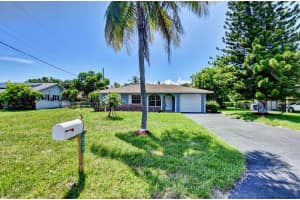 632 Jaeger Drive, Delray Beach, FL 33444 Sold 10/25/23