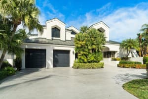 933 Iris Drive, Delray Beach, FL 33483 Sold 10/11/23