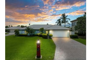 9222 SE Yardarm Terrace, Hobe Sound, FL 33455 Sold 12/01/23