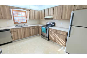 448 Franconia Circle B, Lake Worth, FL 33467 Sold 07/19/24