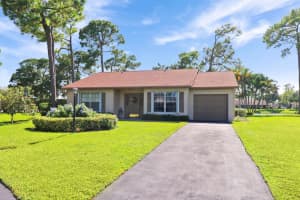 4707 Rainbow Drive, Greenacres, FL 33463 Sold 12/11/23