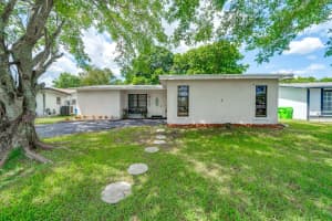 2907 NW 123rd Terrace, Sunrise, FL 33323 Sold 10/27/23