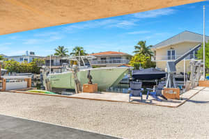 102 Porto Vista Court, Islamorada, FL 33036 Sold 10/10/23