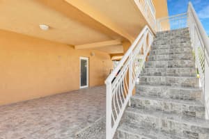 102 Porto Vista Court, Islamorada, FL 33036 Sold 10/10/23