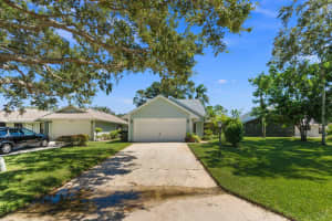 12689 SE Cascades Court, Hobe Sound, FL 33455 Sold 10/23/23