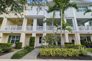 7075 Edison Pl, Palm Beach Gardens, FL 33418, Sold 05/22/24