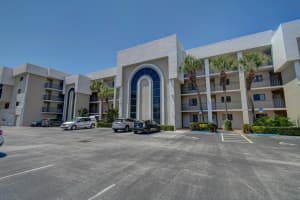 3525 S Ocean Boulevard 103, South Palm Beach, FL 33480 Sold 10/12/23