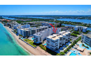 3570 S Ocean Boulevard 211, South Palm Beach, FL 33480 Sold 02/29/24