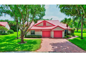 7692 Lexington Club Boulevard B, Delray Beach, FL 33446 Sold 11/08/23