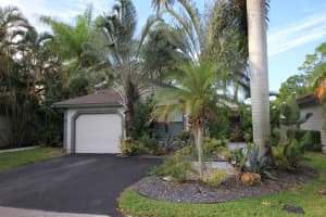 2533 Bedford Mews Drive, Wellington, FL 33414 Sold 04/01/24