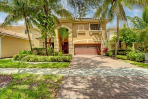 777 Triana Street, West Palm Beach, FL 33413 Sold 10/18/23
