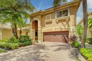 777 Triana Street, West Palm Beach, FL 33413 Sold 10/18/23