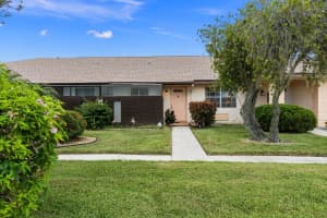 5833 Moss Court 3e, Fort Pierce, FL 34982 Sold 10/31/23