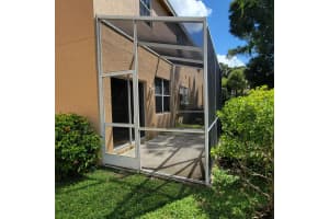 348 Laurel Oaks Way, Jupiter, FL 33458 Sold 10/31/23