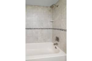 7 Greenway N 105, Royal Palm Beach, FL 33411 Sold 12/08/23