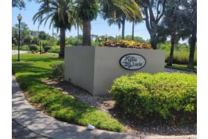 17 Lake Vista Trail 207, Fort Pierce, FL 34950 Sold 05/24/24