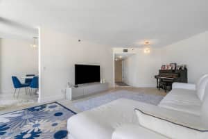 3560 S Ocean Boulevard 406, South Palm Beach, FL 33480 Sold 12/11/23