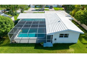 303 SW 14th Place, Boca Raton, FL 33432 Sold 11/21/23