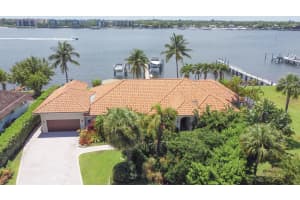 901 Lands End Road, Lantana, FL 33462 Sold 01/04/24