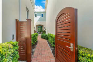 15 Adams Road, Ocean Ridge, FL 33435 Sold 12/27/23